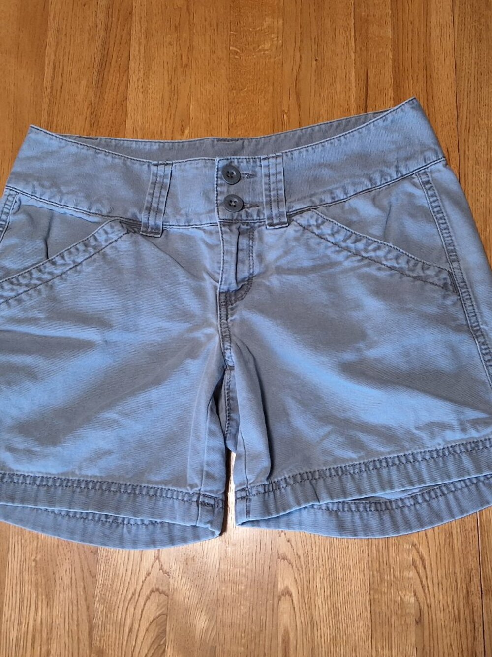 Womens North Face Shorts Size 4 Gray Cotton